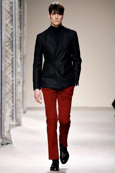 Look 33